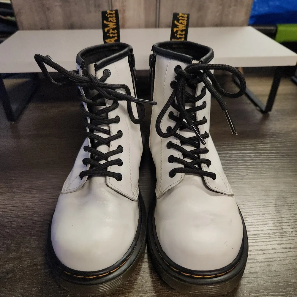 Dr Doc Martens 1460J Combat Boots Kids Size 2 White Leather Lace Up Side Zip